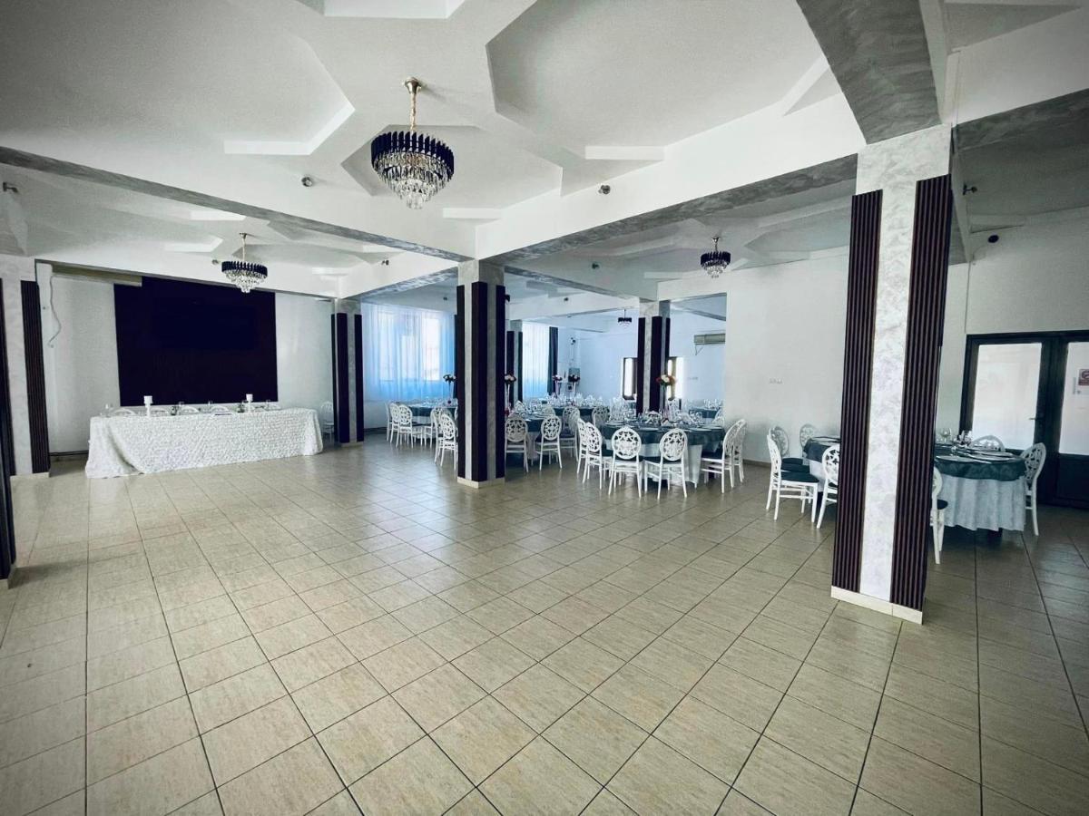 Hotel Tata Si Fii Bechet Dış mekan fotoğraf